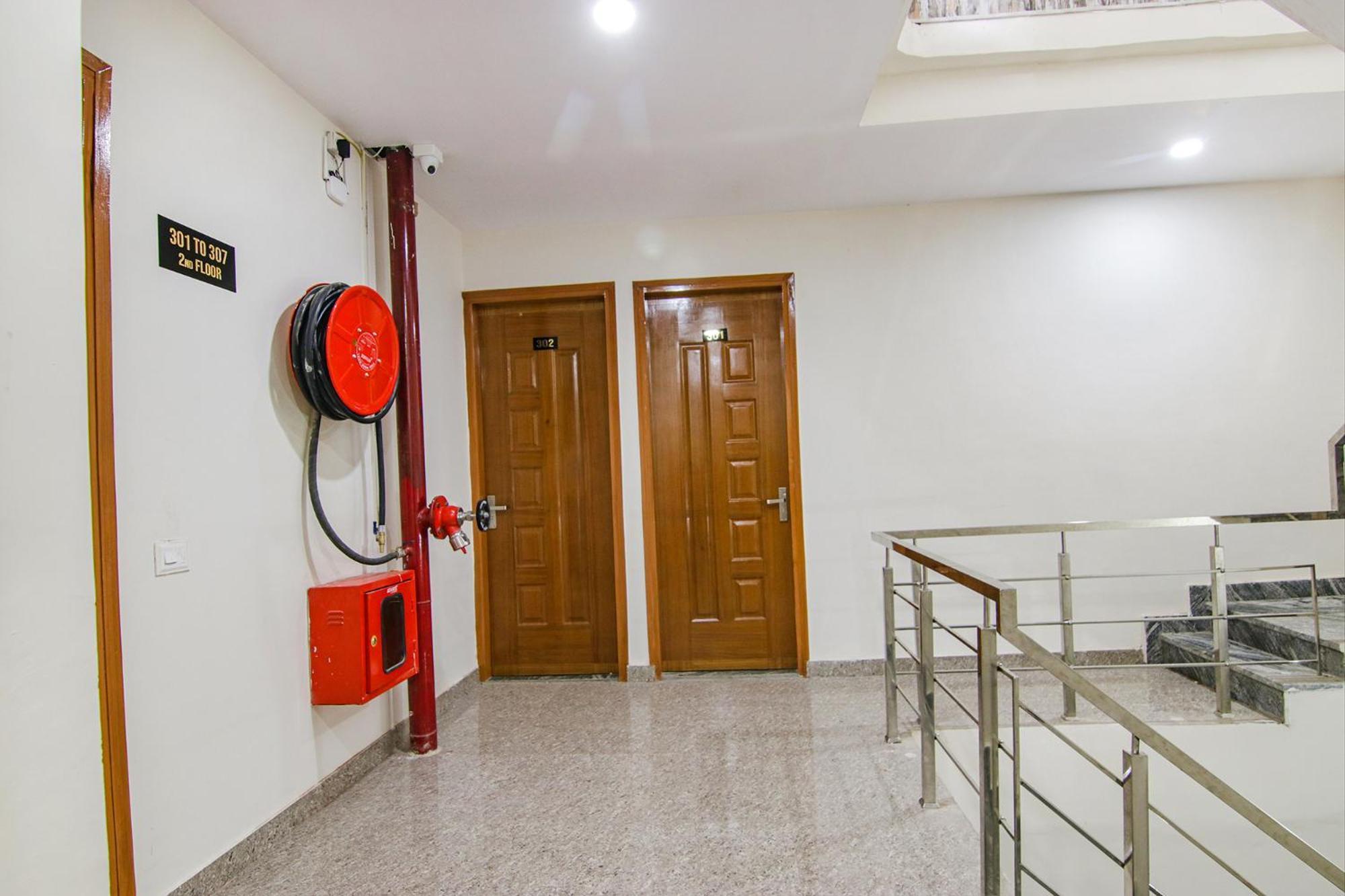 Fabhotel Hc South Crown Mohali Exteriér fotografie
